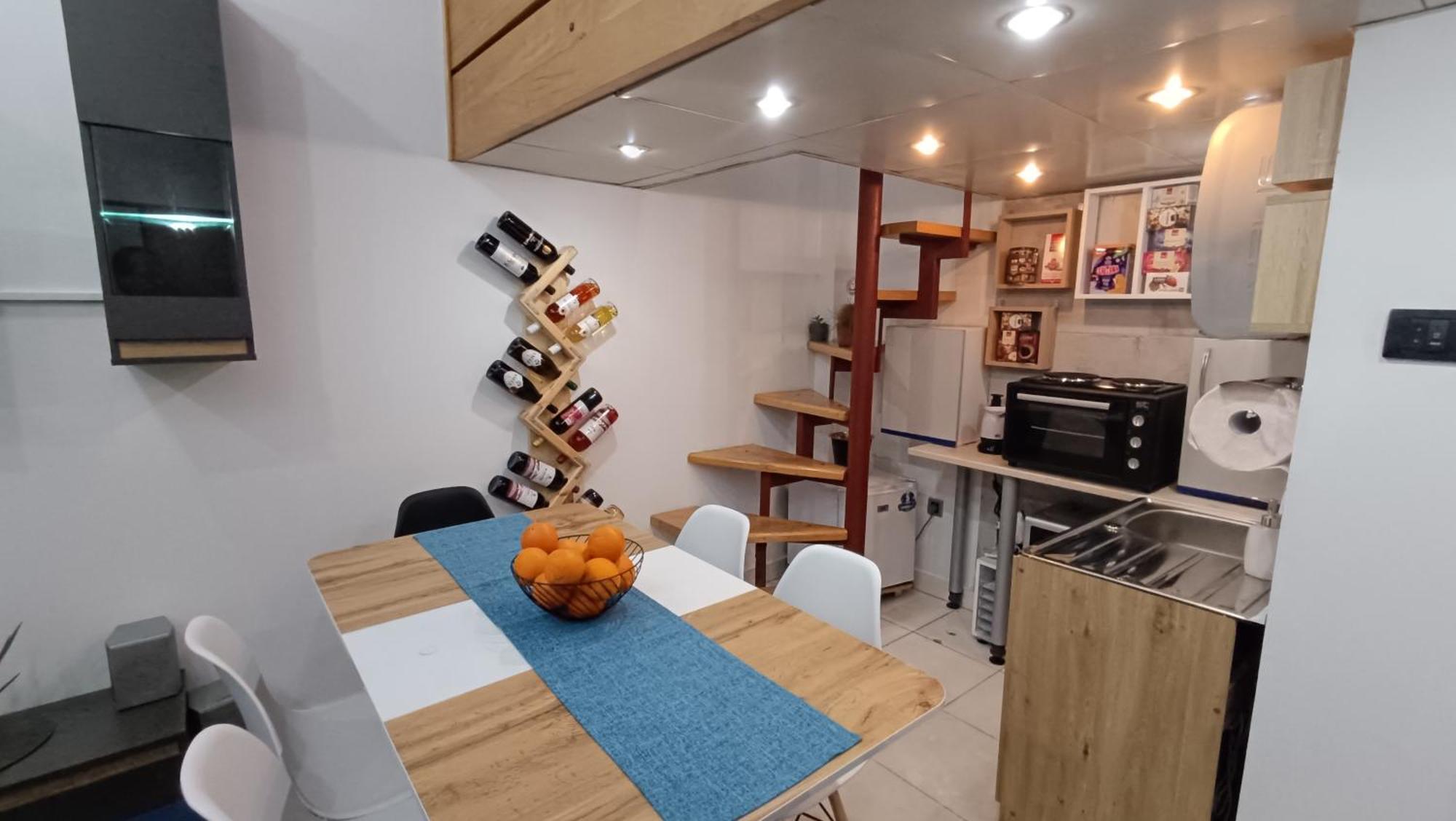 Nitro Inn - Premium Apartments - Wine Tasting - Souvenir - Art Gallery - Private Guided Tours - Relaxing - Romantic Skopje Exterior foto